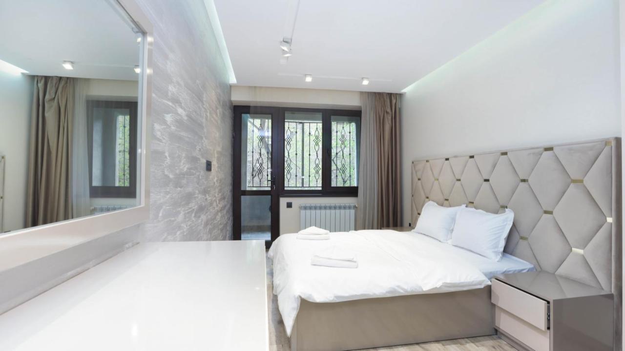 Stay Inn Apartments Near Northern Avenue Yerevan Exterior photo